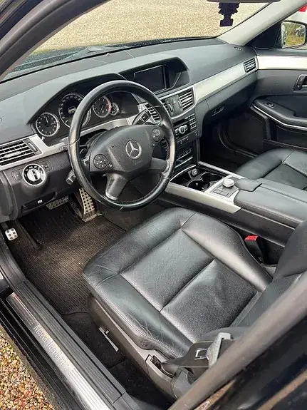 Mercedes-Benz E 200 2012 photo 5