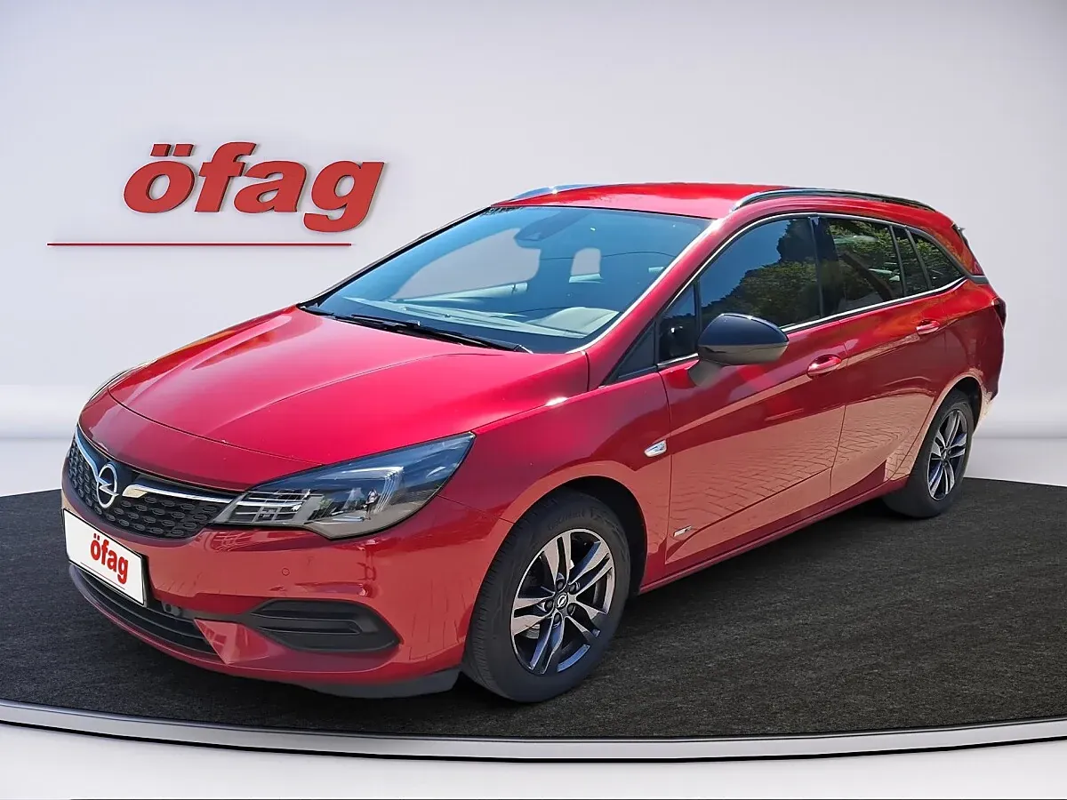 Opel Astra 2022 photo 2