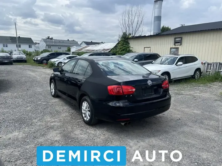Volkswagen Jetta 2013 photo 5