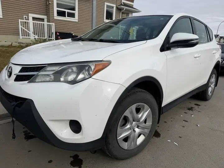 Toyota Rav4 2015 photo 2