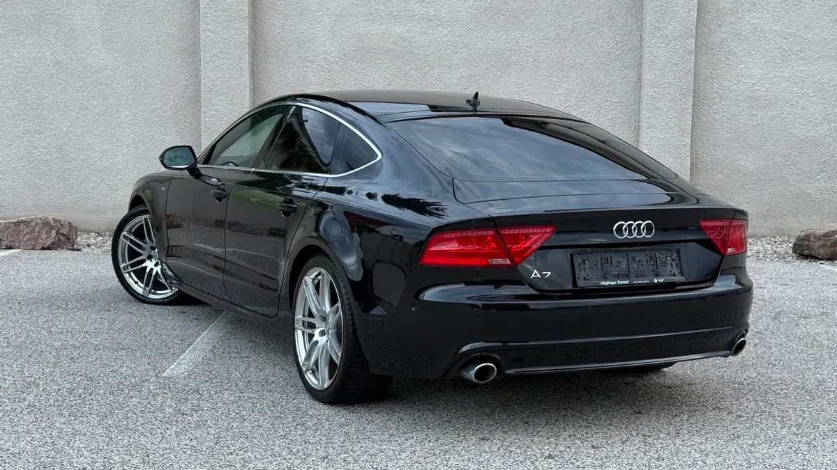 Audi A7 2012 photo 3