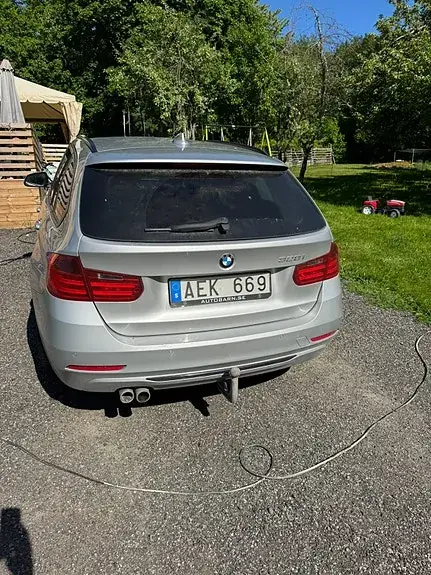 BMW 328I 2013 photo 3