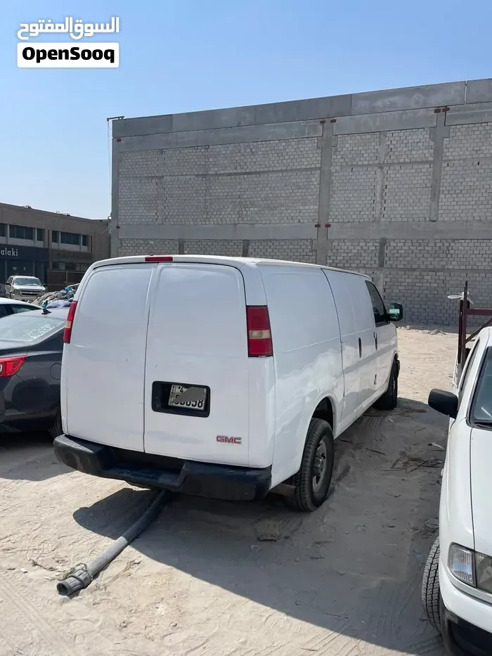 GMC Savana 2007 photo 2