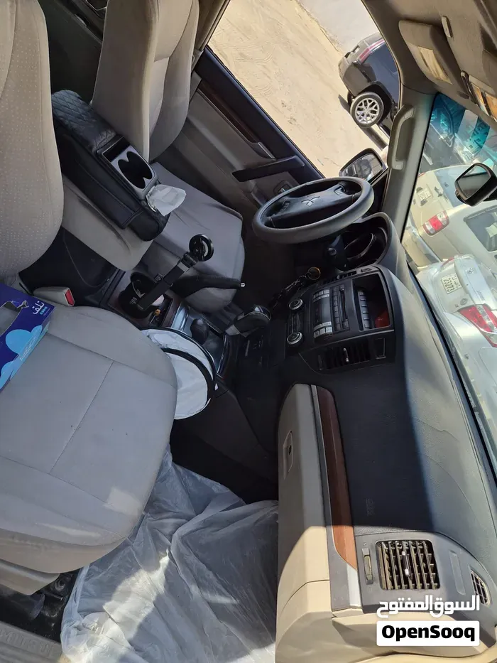 Mitsubishi Pajero 2008 photo 3