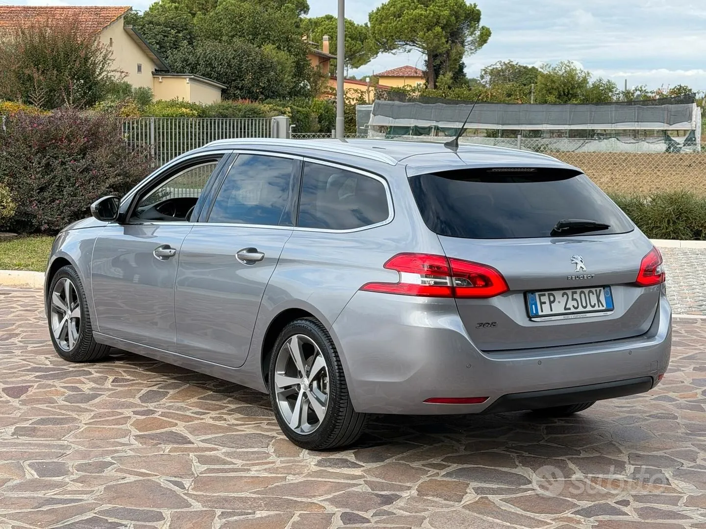 Peugeot 308 2018 photo 4