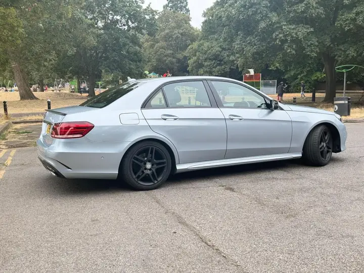 Mercedes-Benz E-Class 2015 photo 3