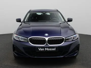 BMW 3 Series 2023 photo 3