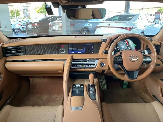 Lexus Lc500 2023 photo 2