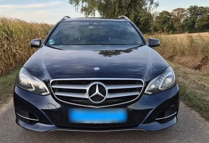 Mercedes-Benz E 220 Cdi