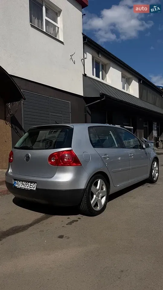 Volkswagen Golf 2006 photo 2