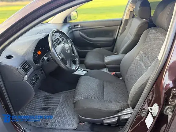 Toyota Avensis 2007 photo 5