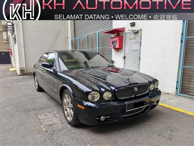 Jaguar Xj8