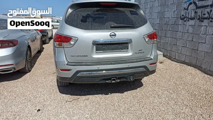 Nissan Pathfinder 2015 photo 2