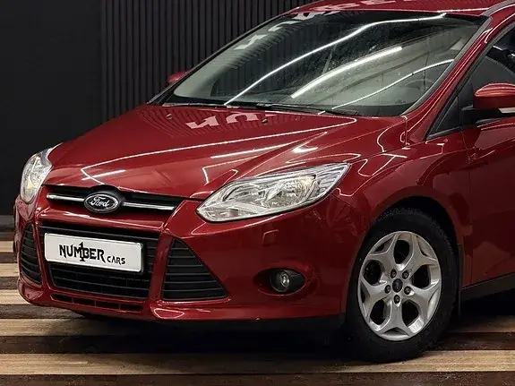 Ford Focus 2011 photo 3
