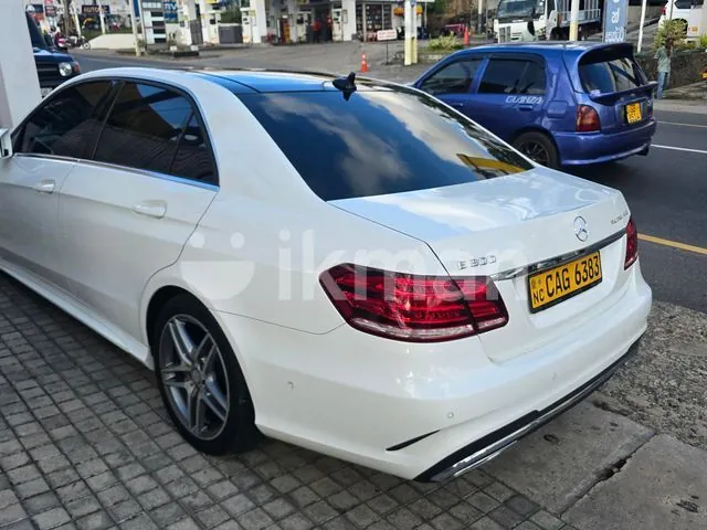 Mercedes-Benz E300 2015 photo 2