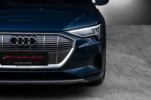 Audi E-Tron 2021 photo 4