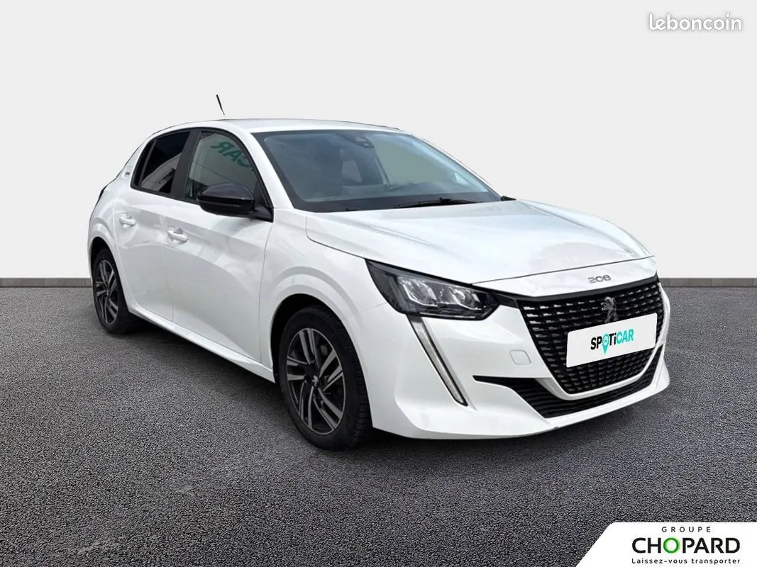Peugeot 208 2023 photo 3