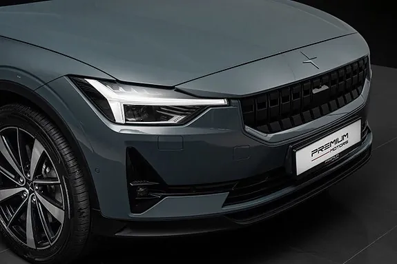 Polestar 2 2021 photo 2