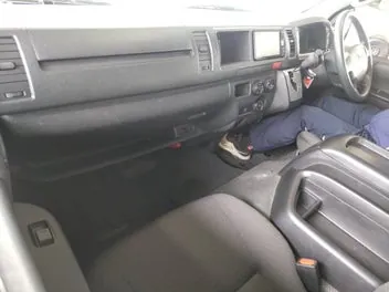 Toyota Hiace 2023 photo 4