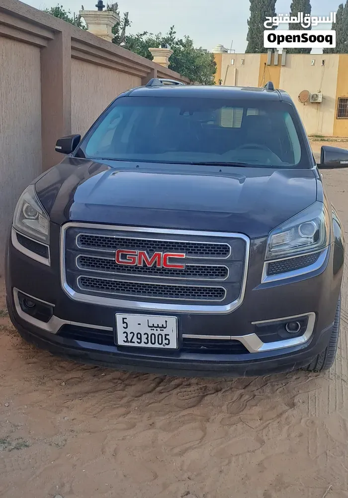 GMC Acadia 2016 photo 2