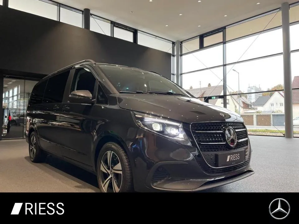 Mercedes-Benz V 220 D