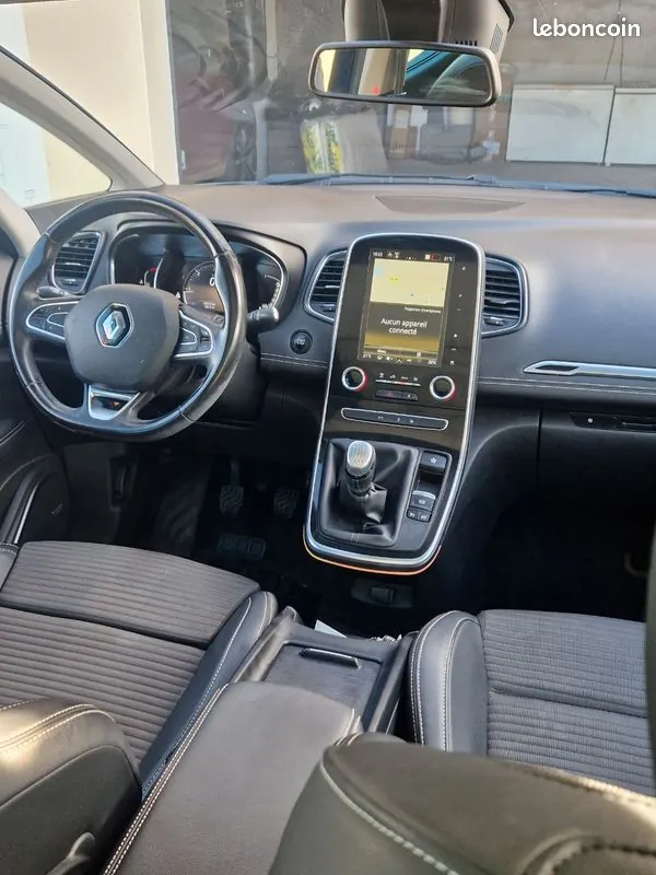 Renault Grand Scenic 2020 photo 3