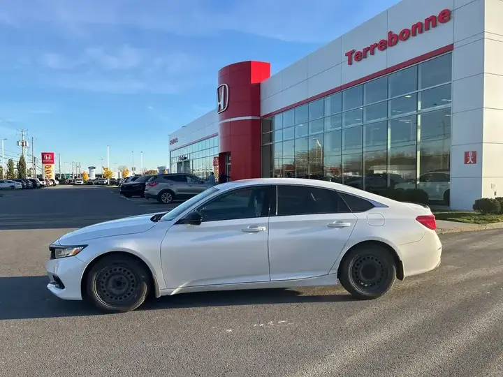 Honda Accord 2021 photo 2