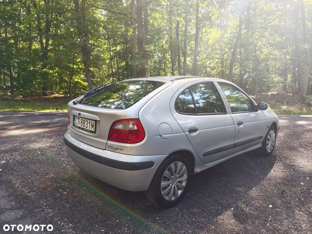Renault Megane 2000 photo 4