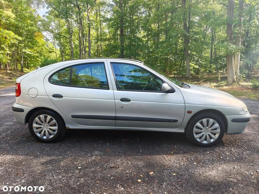 Renault Megane 2000 photo 3