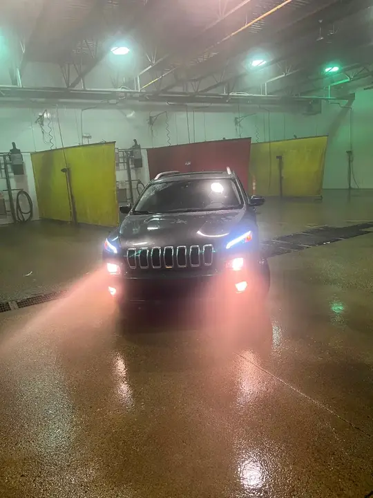 Jeep Cherokee 2014 photo 2