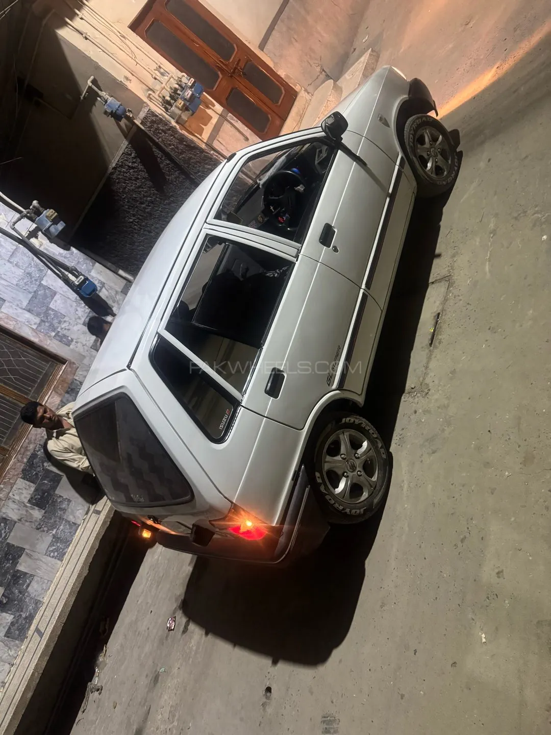 Suzuki Mehran