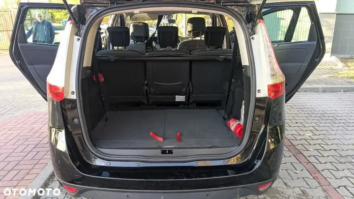 Renault Grand Scenic 2015 photo 4