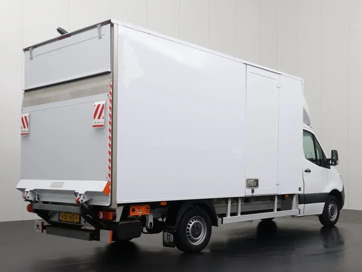 Mercedes-Benz Sprinter 2022 photo 2