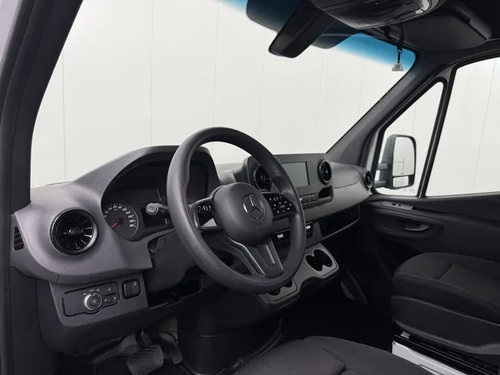 Mercedes-Benz Sprinter 2022 photo 3