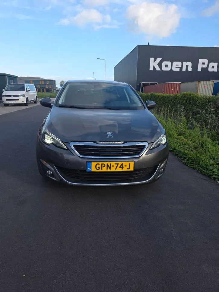 Peugeot 308