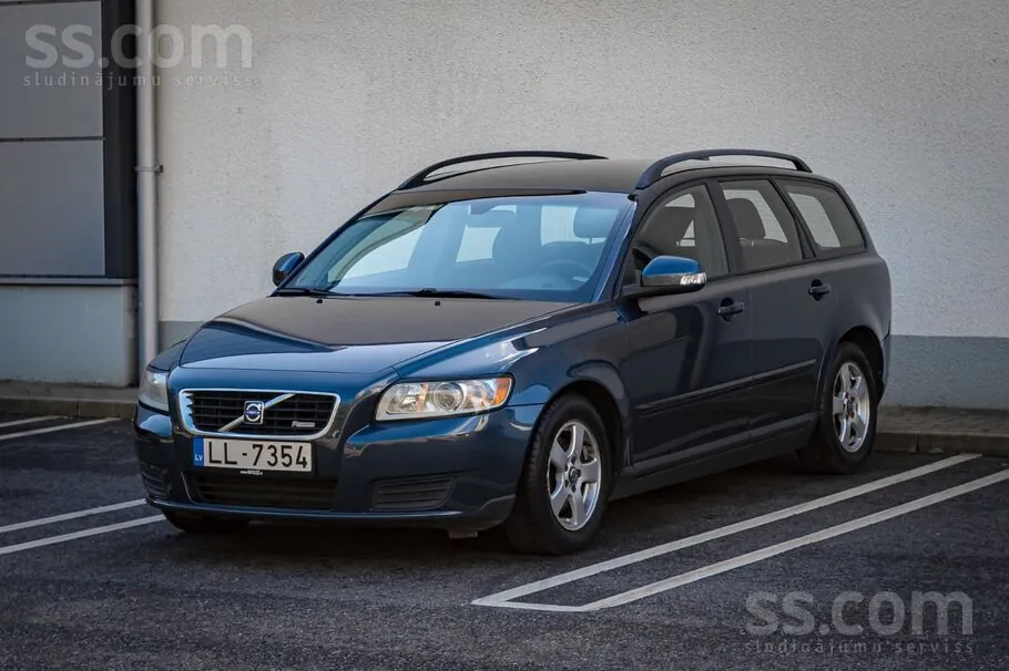 Volvo V50