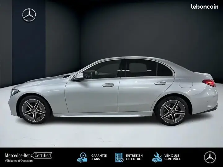 Mercedes-Benz C-Class 2024 photo 2
