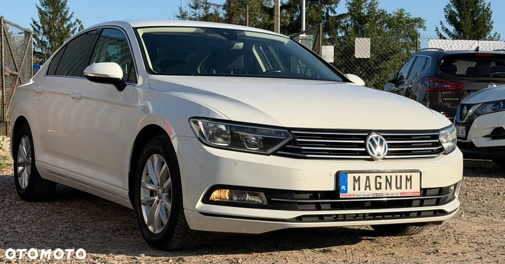 Volkswagen Passat 2018 photo 2
