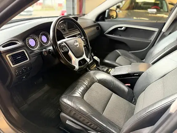 Volvo V70 2013 photo 5