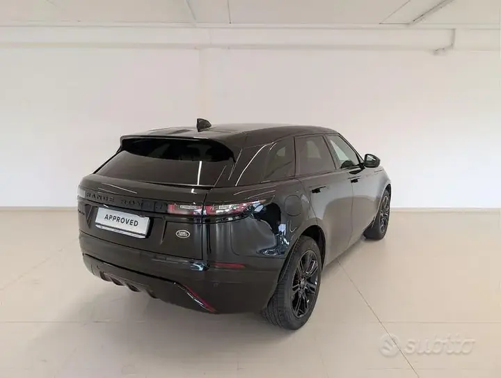 Land Rover Velar 2023 photo 2
