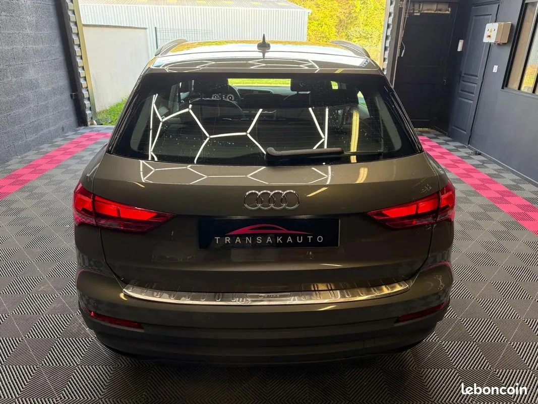 Audi Q3 2019 photo 5