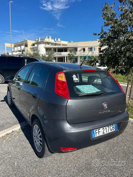 Fiat Punto 2017 photo 2