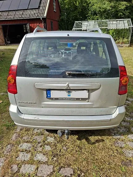 Mitsubishi Space Star 2004 photo 4