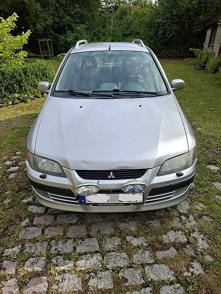 Mitsubishi Space Star 2004 photo 3