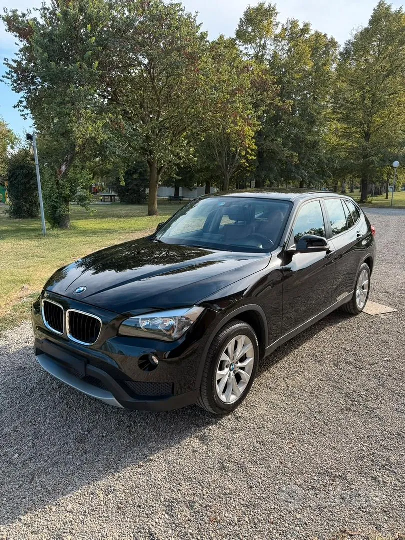BMW X1 2012 photo 2
