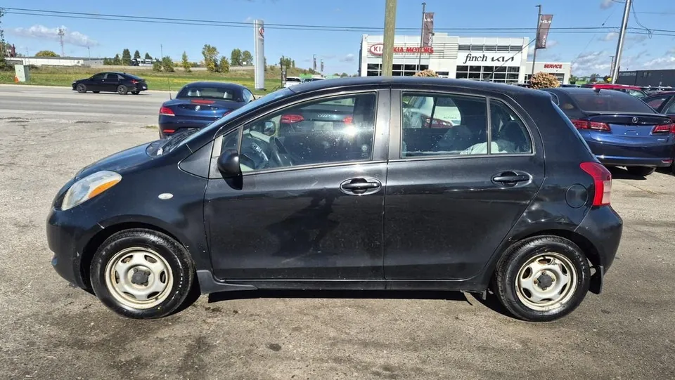 Toyota Yaris 2007 photo 2