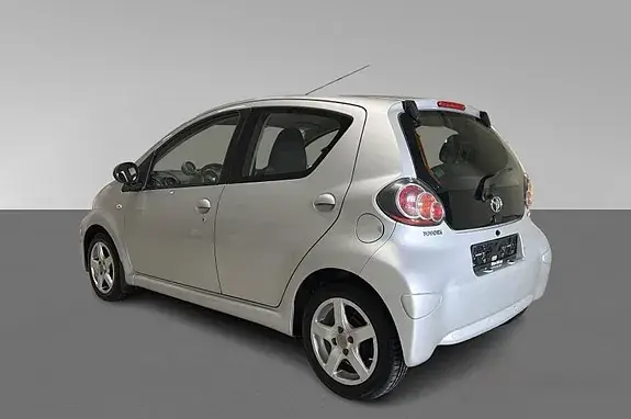Toyota Aygo 2013 photo 4