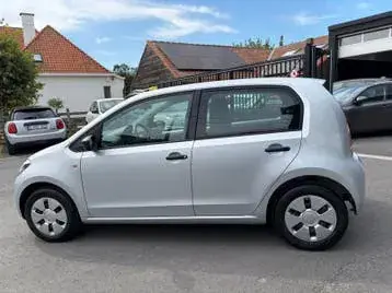 Volkswagen Up 2014 photo 3