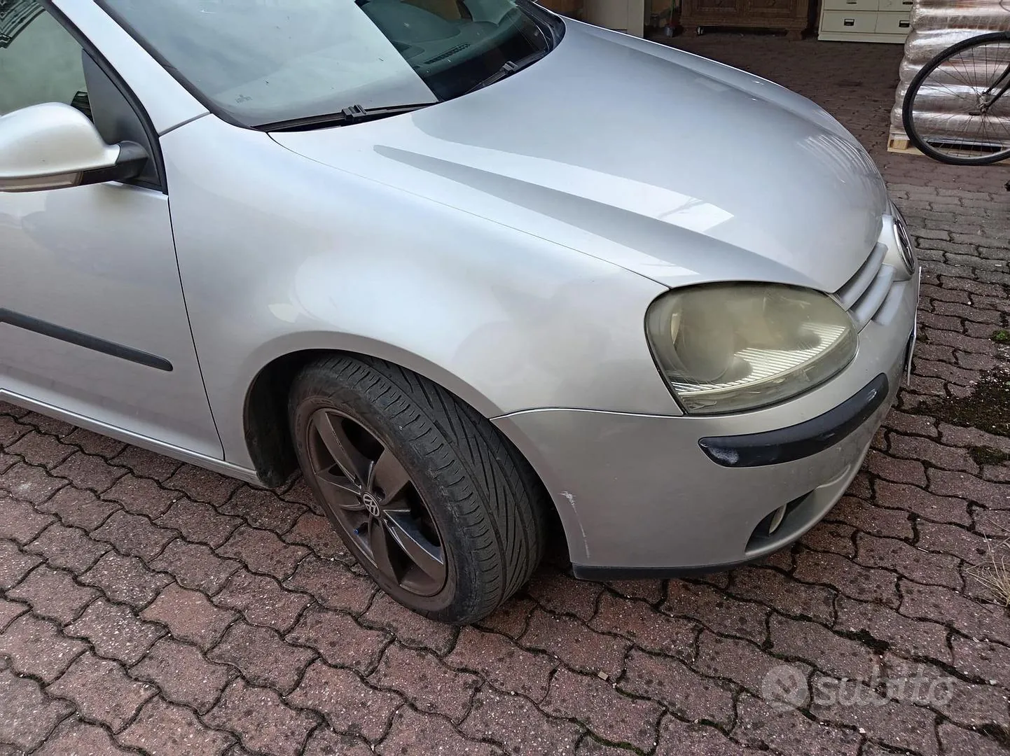 Volkswagen Golf 2004 photo 2
