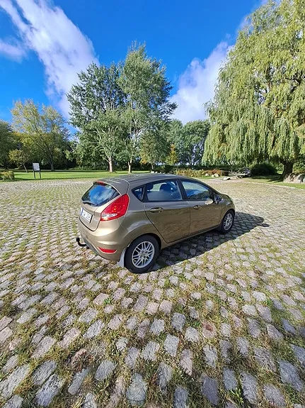 Ford Fiesta 2012 photo 5